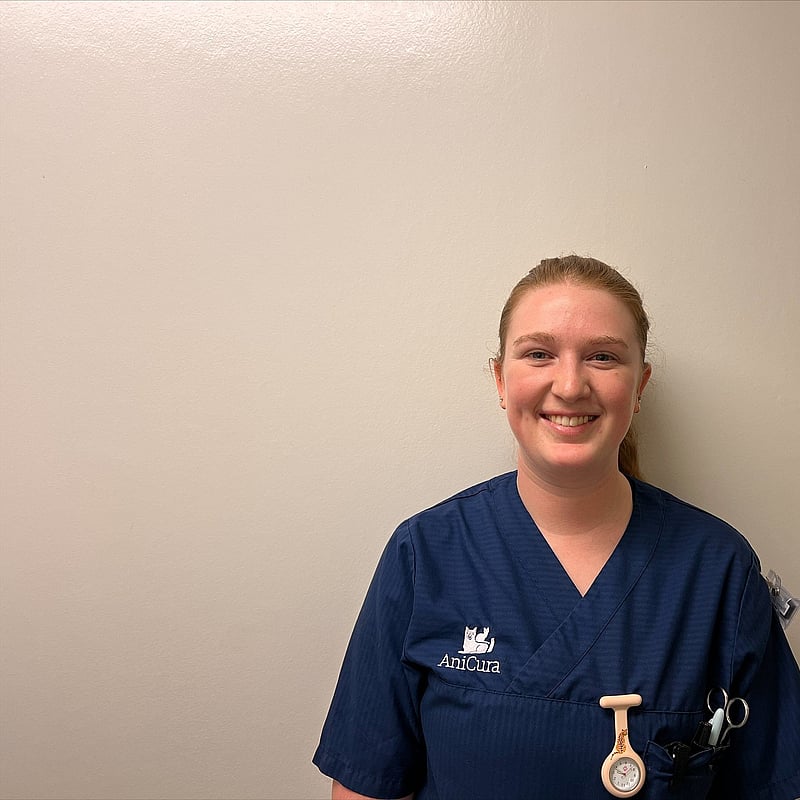 Foto av Emma, Legitimerad Djursjukskötare