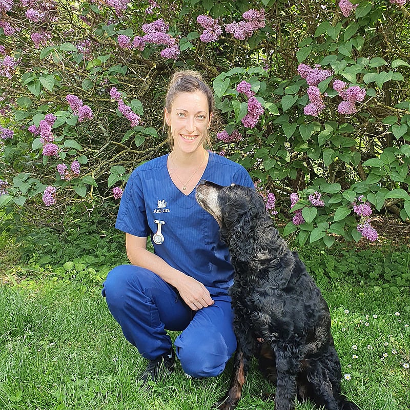 Foto av Gabriella, Djurvårdare Nivå 3, Diplomerad Hundfysioterapuet