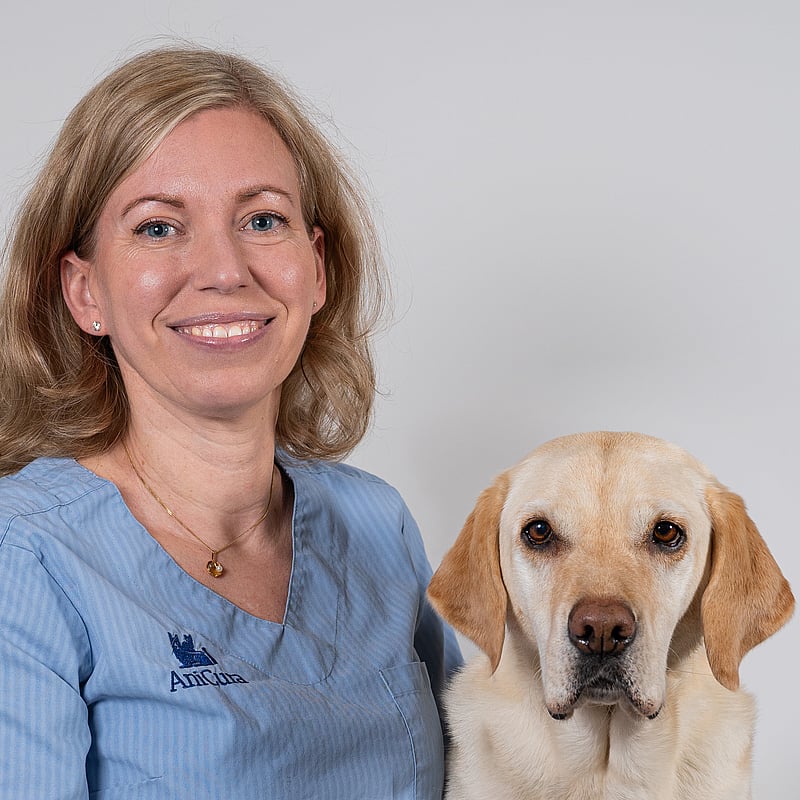 Foto av Elin Mård, Legitimerad Veterinär